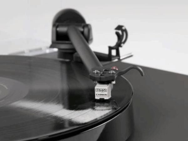 REGA_Planar1-5 Platine vinyle Rega Planar 1
