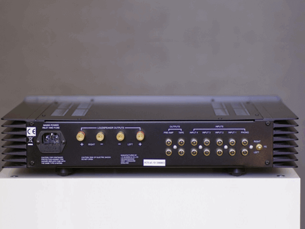 SUGDEN_a21i-7 Amplificateur Sugden A21i Signature